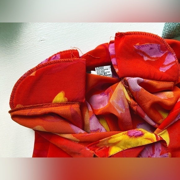 Esmerelda Fashions Vintage Colorful Floral Button Down Short Sleeve Shirt - Picture 7 of 13